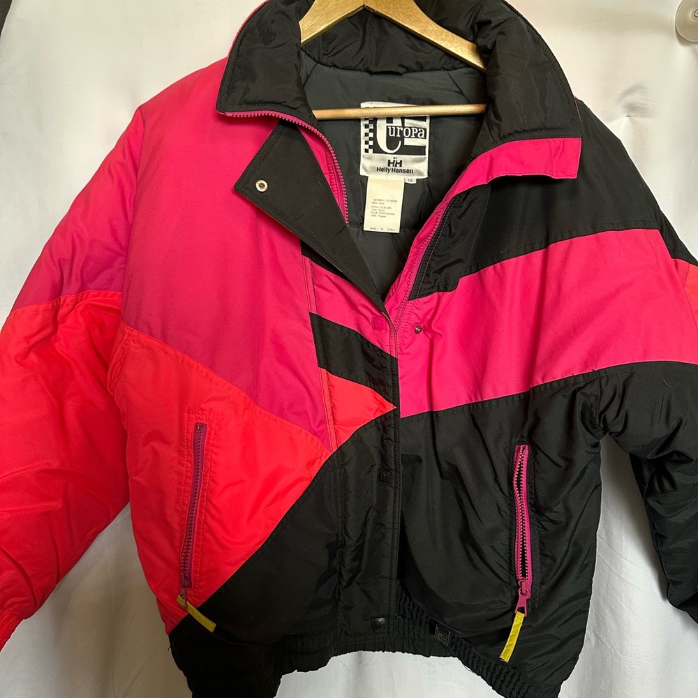 Helly Hansen Black and Pink Ski Jacket